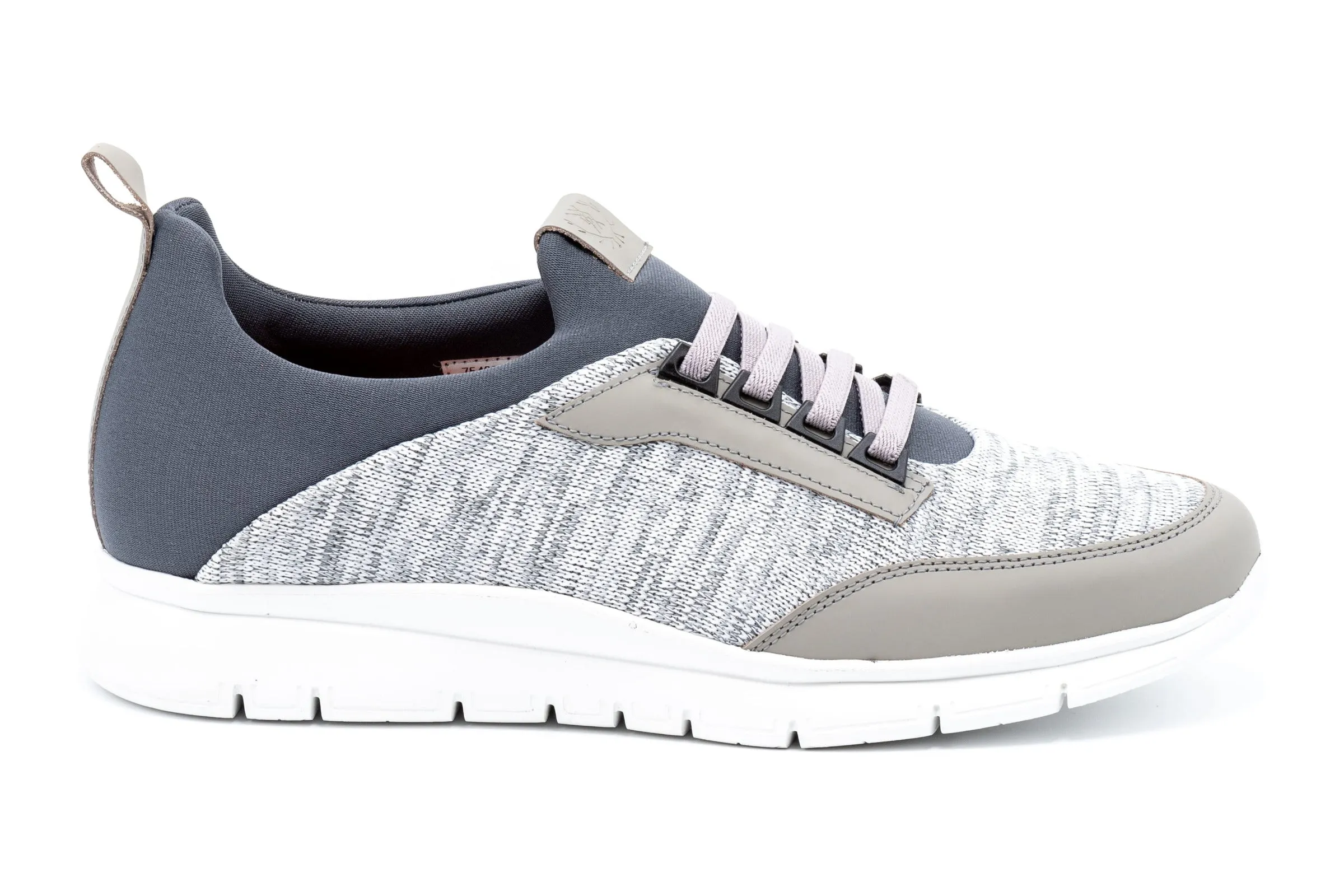Extra Light Jogger Fly Knit Mesh Sneakers - White Multi